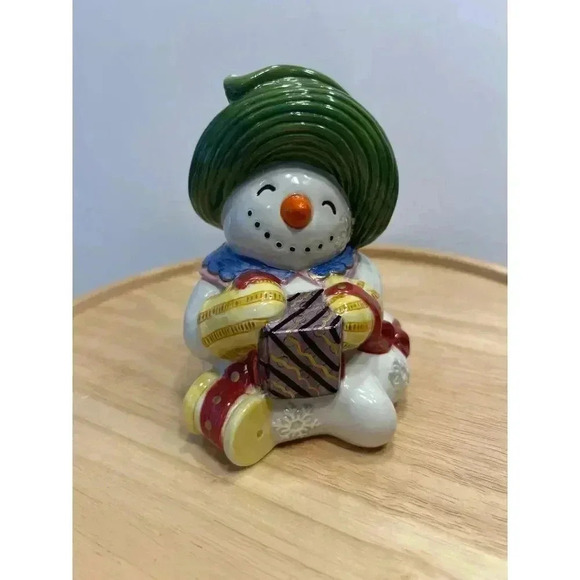 Fitz and Floyd Other - Fitz and Floyd Snowman Creamer from Frosty Folks Collection Holding Gift
